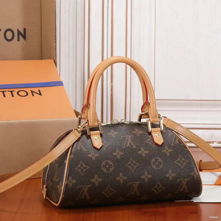 2207YA0003 LV Bag 0712